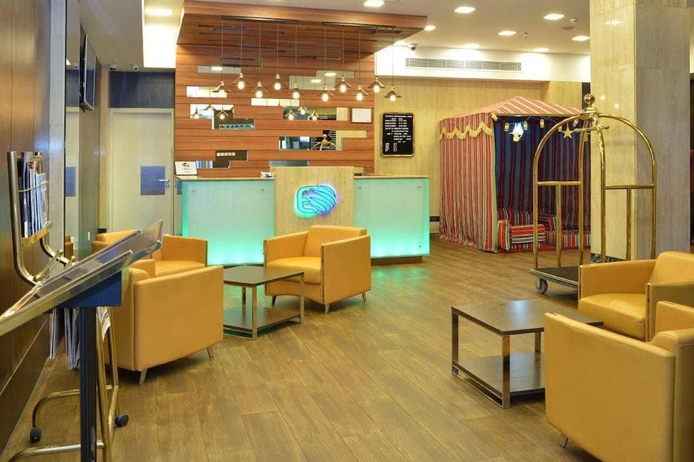 Everest International Hotel Dubai Buitenkant foto