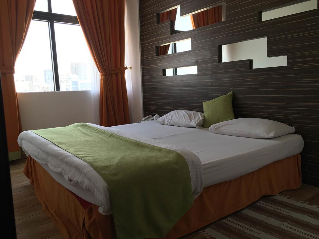 Everest International Hotel Dubai Buitenkant foto